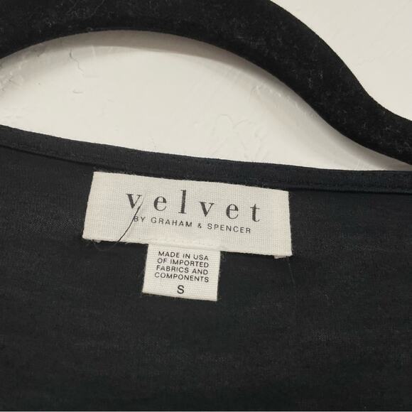 Velvet By Graham & Spenser Black Long Sleeve Blouse Draped Front Womens S Preppy - Picture 2 of 8